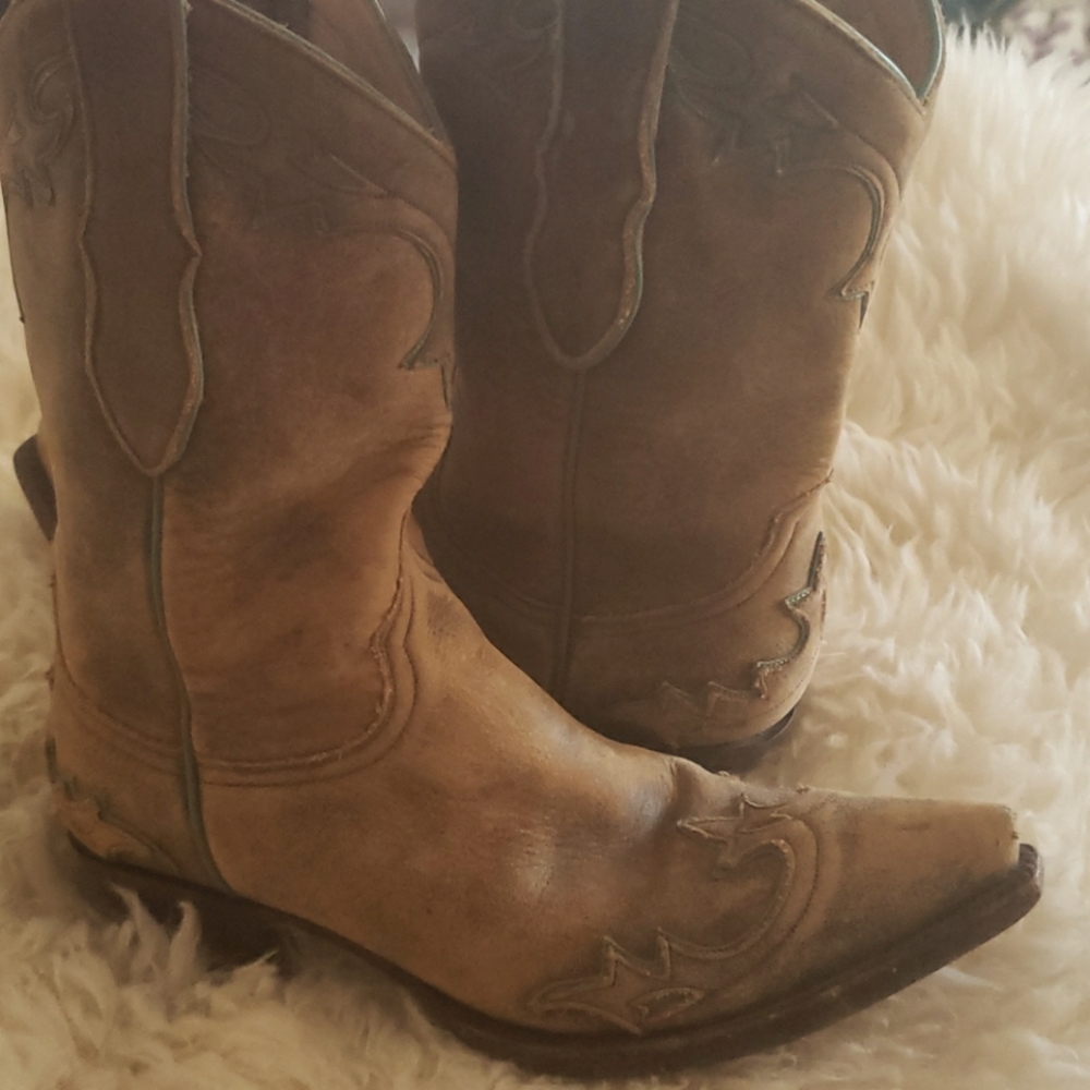 Old Gringo western boots with ladies size 6.5 tan